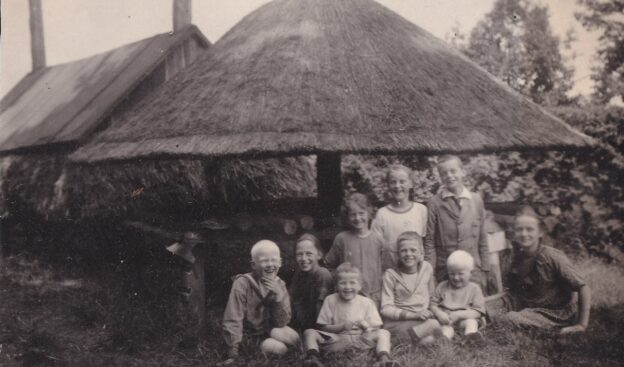 Beschermd: 1924 Foto-album Kronenberg-VerLoren v.Th.